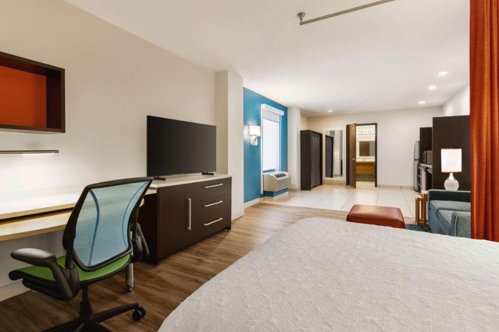 Home2 Suites By Hilton New York Long Island City/ Manhattan View